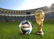 开云体育官网-赛道与球门，当F1争冠之夜遇见奥纳纳的制胜扑救