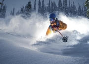 开云体育在线-跨界统治力，从篮网全面压制太阳到拉文欧冠淘汰赛接管比赛