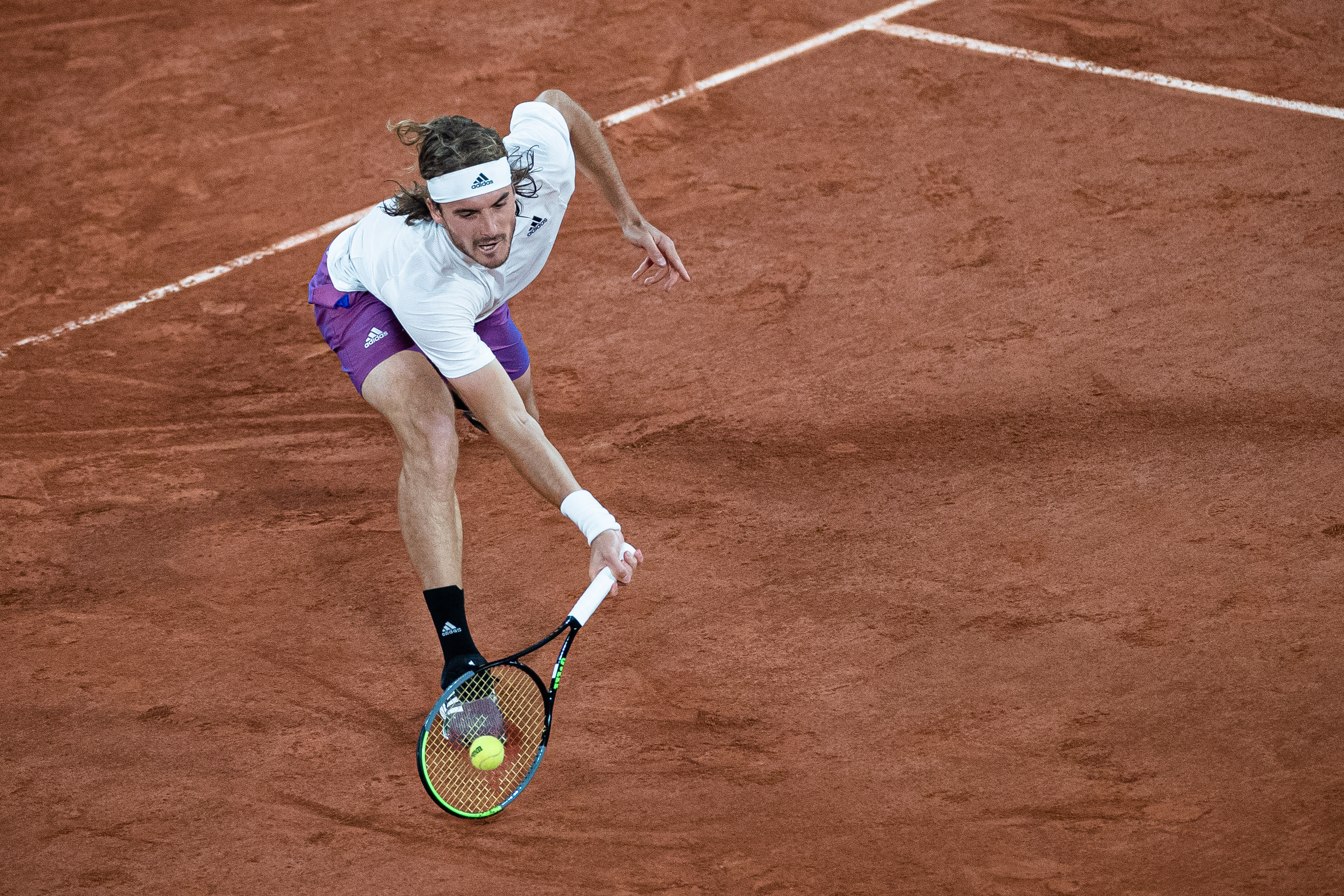 世界网球队鏖战美国网球队,西西帕斯爆发神勇的简单介绍 世界网球队鏖战美国网球队,西西帕斯爆发神勇的简单介绍