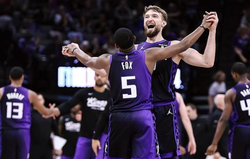 西班牙男篮鏖战76人，福克斯高光表现