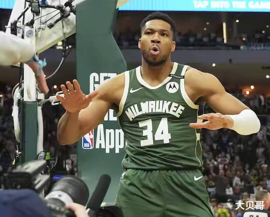 雄鹿B队鏖战雄鹿,特雷杨打破历史纪录的简单介绍 雄鹿B队鏖战雄鹿,特雷杨打破历史纪录的简单介绍