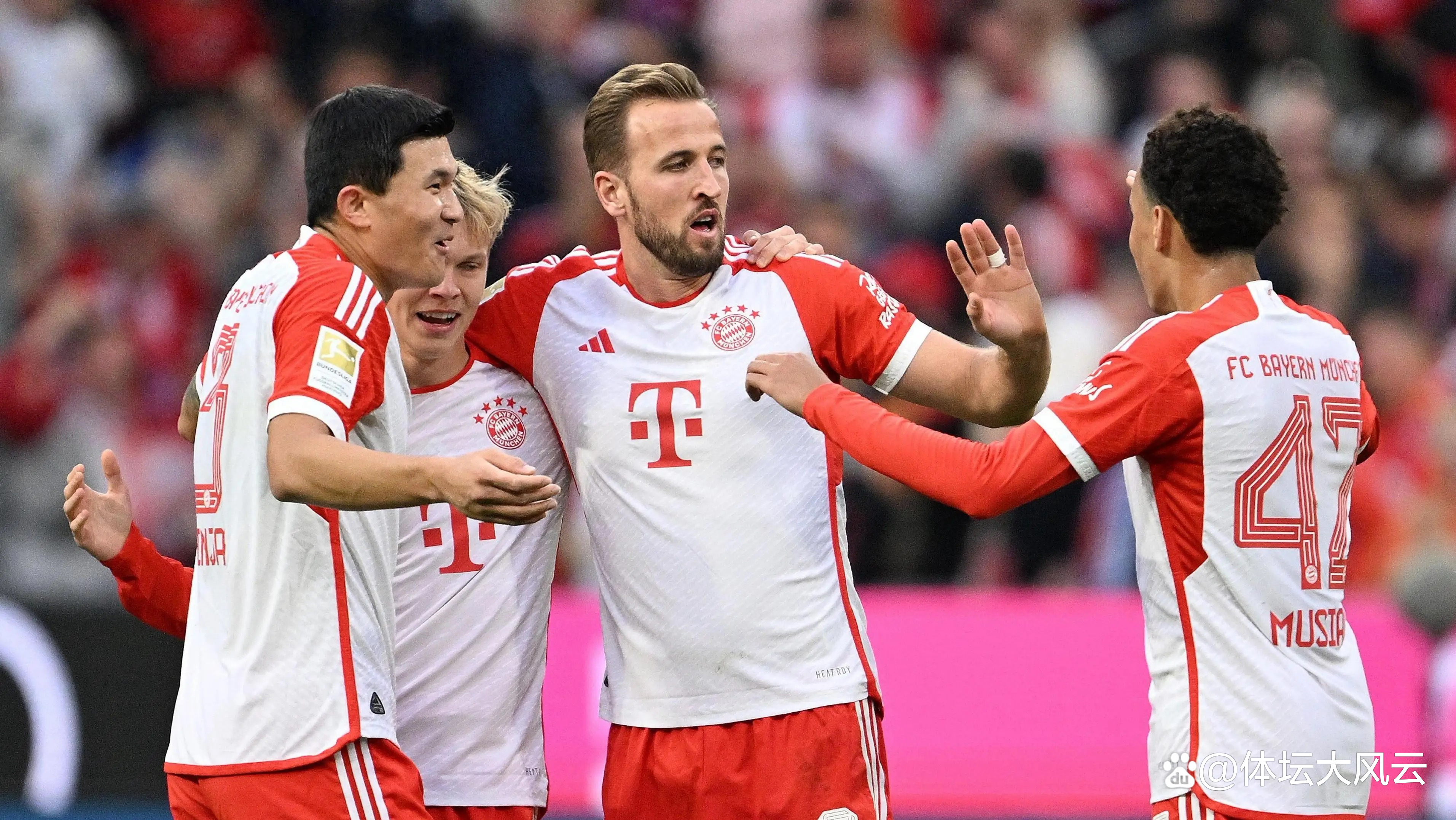 乌拉圭鏖战拜仁,萨拉赫统治全场 乌拉圭鏖战拜仁,萨拉赫统治全场