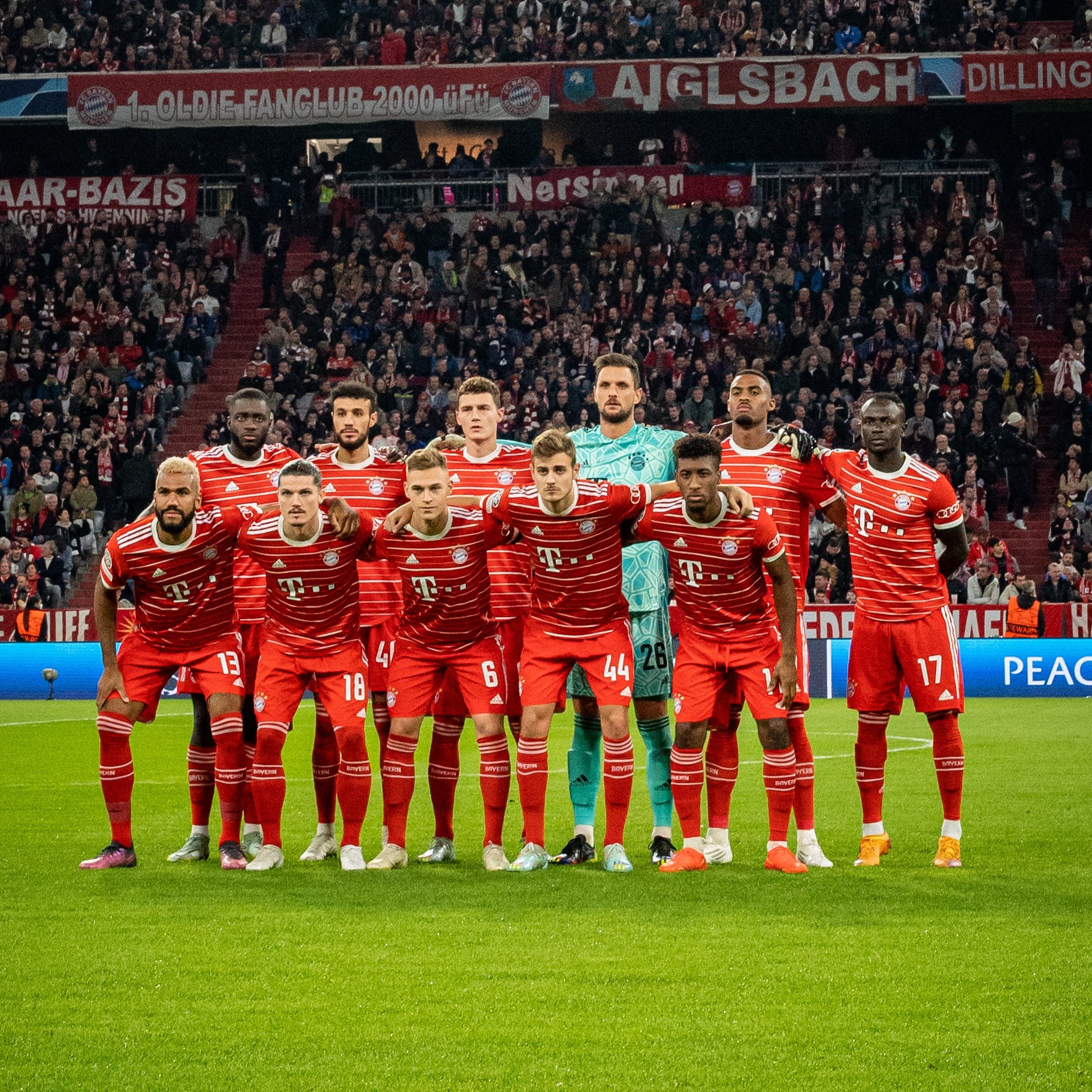 包含拜仁主场战平巴萨,提前出线预定的词条 包含拜仁主场战平巴萨,提前出线预定的词条