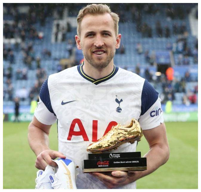 包含哈里·凯恩荣膺英超金靴,连续两个赛季蝉联的词条 包含哈里·凯恩荣膺英超金靴,连续两个赛季蝉联的词条