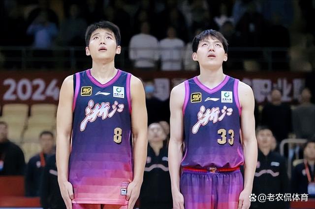 夺冠热门战胜弱旅,实力悬殊难掩激烈 夺冠热门战胜弱旅,实力悬殊难掩激烈