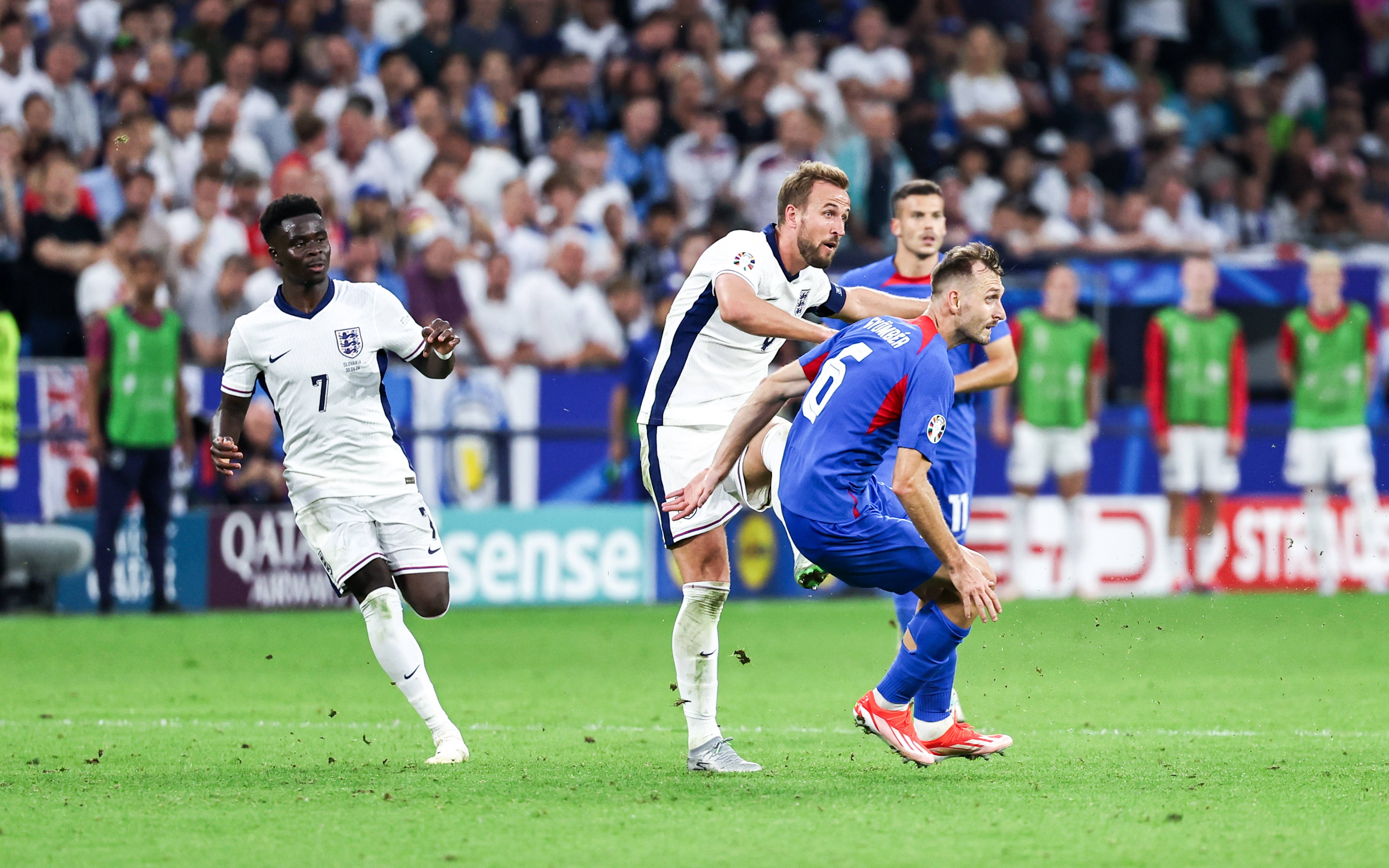 欧洲球员在国际比赛中压力巨大 欧洲球员在国际比赛中压力巨大