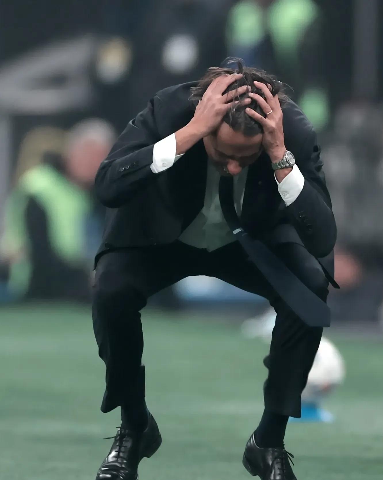 包含曼联客场惨败,球员状态令人扼腕的词条 包含曼联客场惨败,球员状态令人扼腕的词条