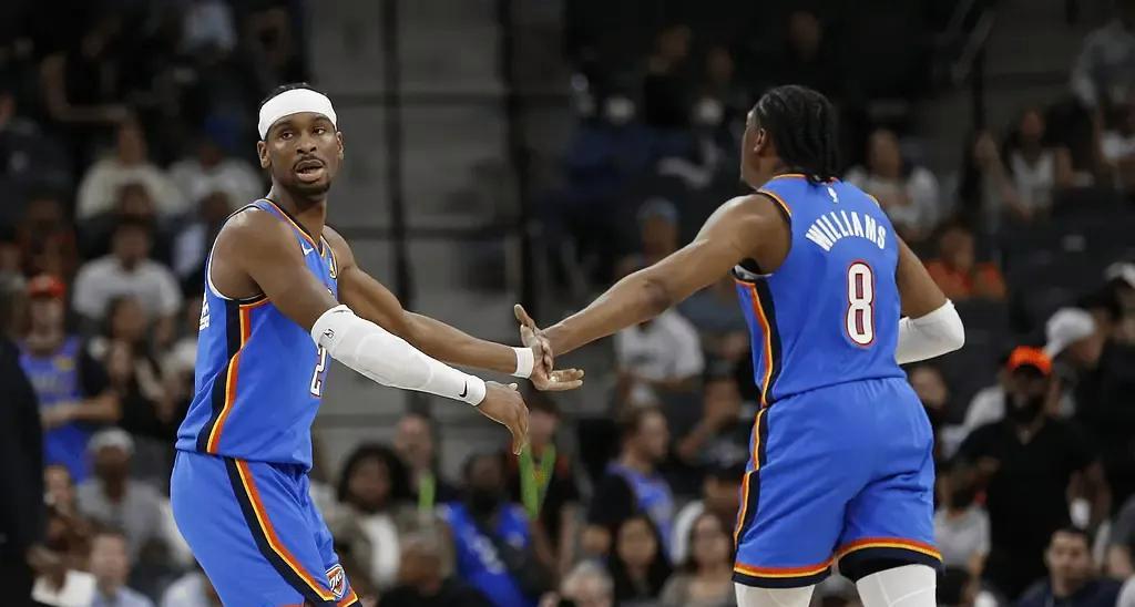 包含火箭客场力克勇士,取得四连胜的词条 包含火箭客场力克勇士,取得四连胜的词条